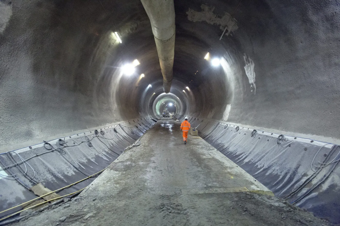 Crossrail w Londynie - największa inwestycja infrastrukturalna w Europie [ZDJĘCIA]