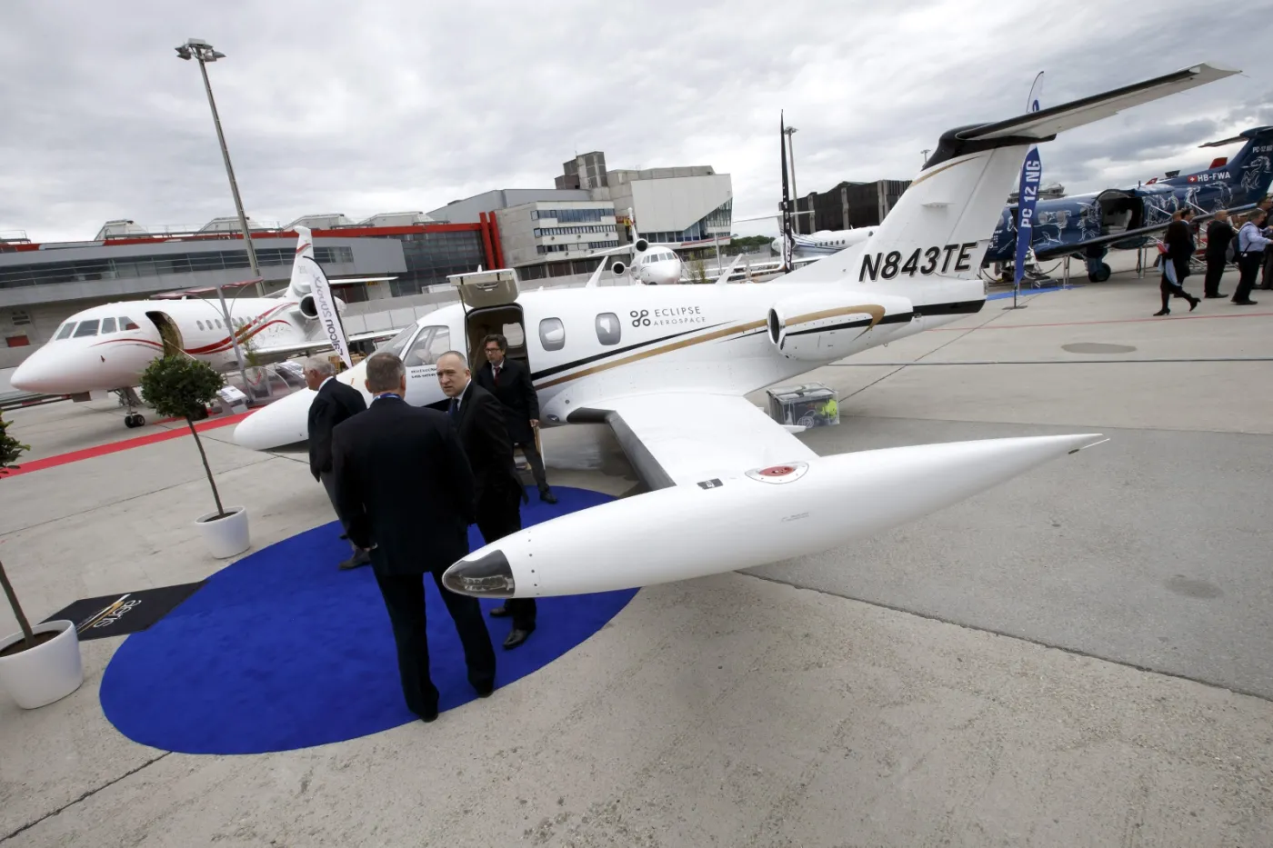 2185643-wystawa-branzy-lotniczej-ebace2015.jpg