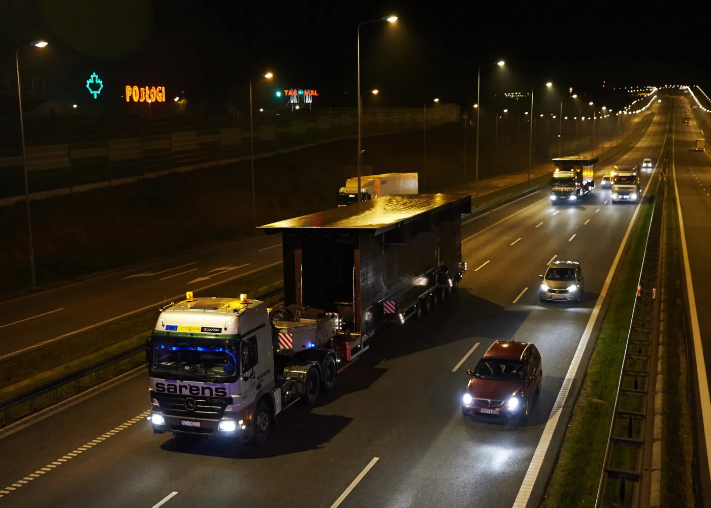 2227778-transport-elementow-jezdnych-mostu.jpg