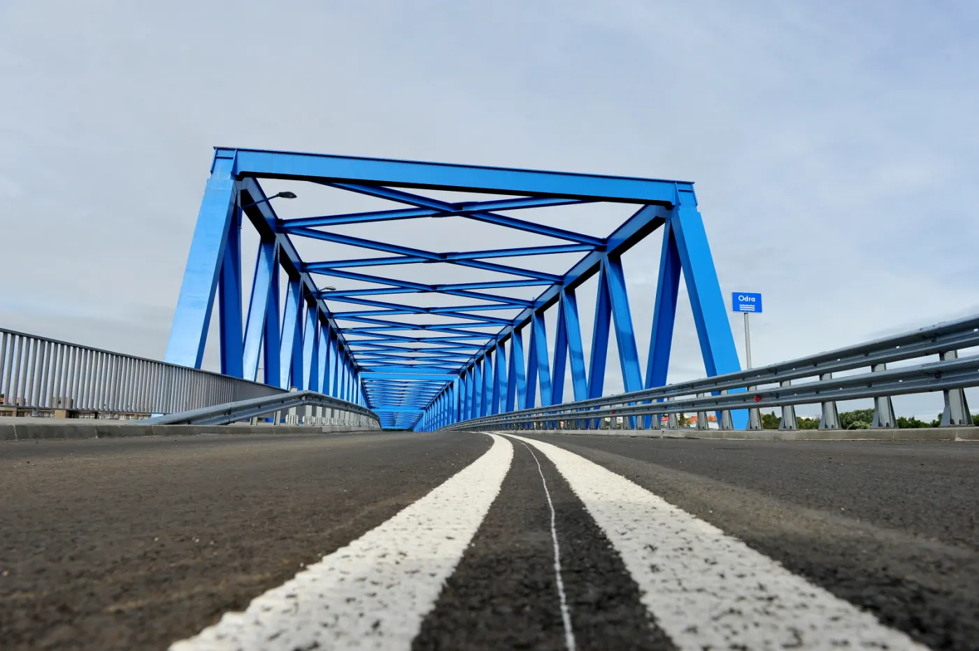 2286245-most-brdowski-laczacy-w-szczecinie.jpg