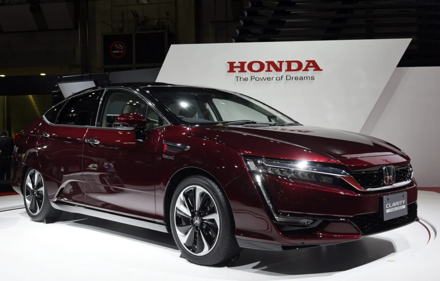 2358463-honda-przedstawila-kolejna-generacje.jpg