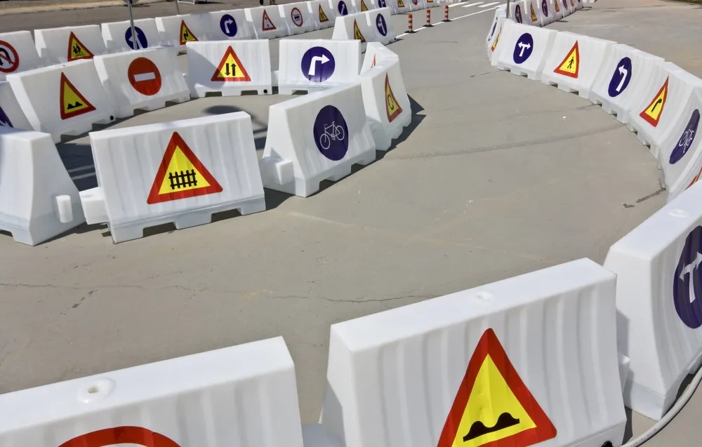 Egzamin na prawo jazdy: rząd legalizuje prowizorkę