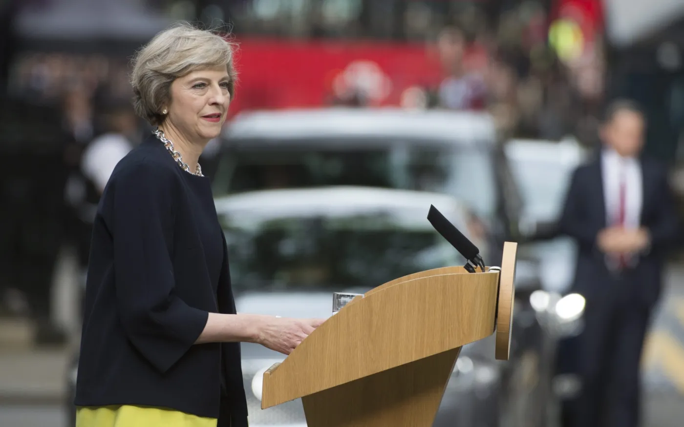 Niedziński: Theresa May na tropie Żelaznej Damy