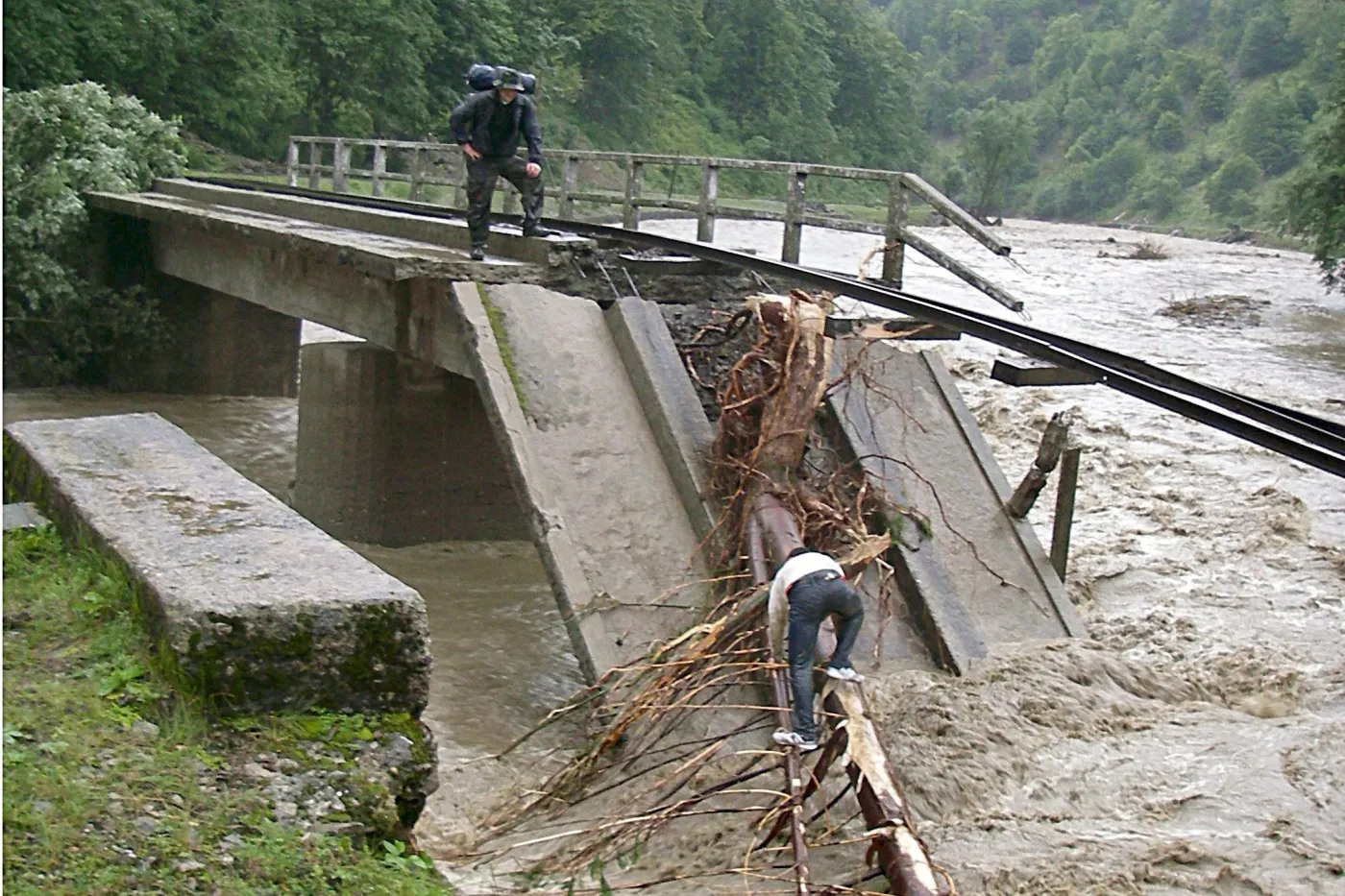 KNF podlicza szkody powodziowe