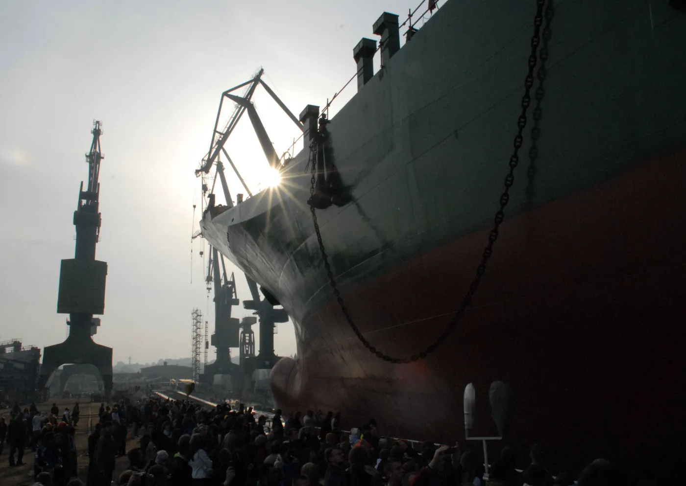 40 tys. zł za odejście ze stoczni