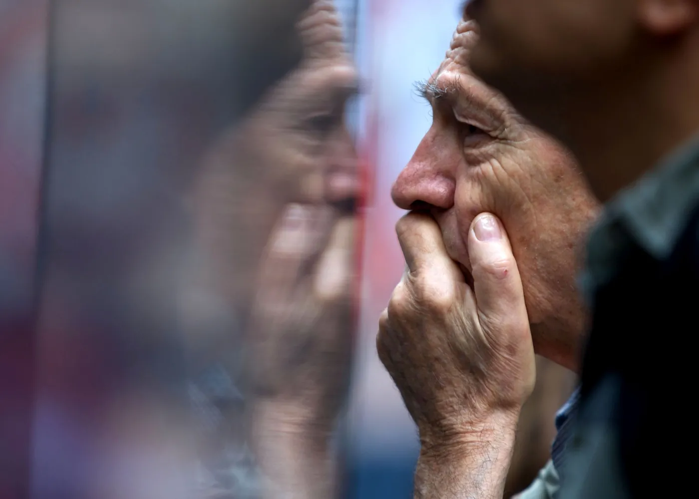 Polacy uginają się pod ciężarem długów