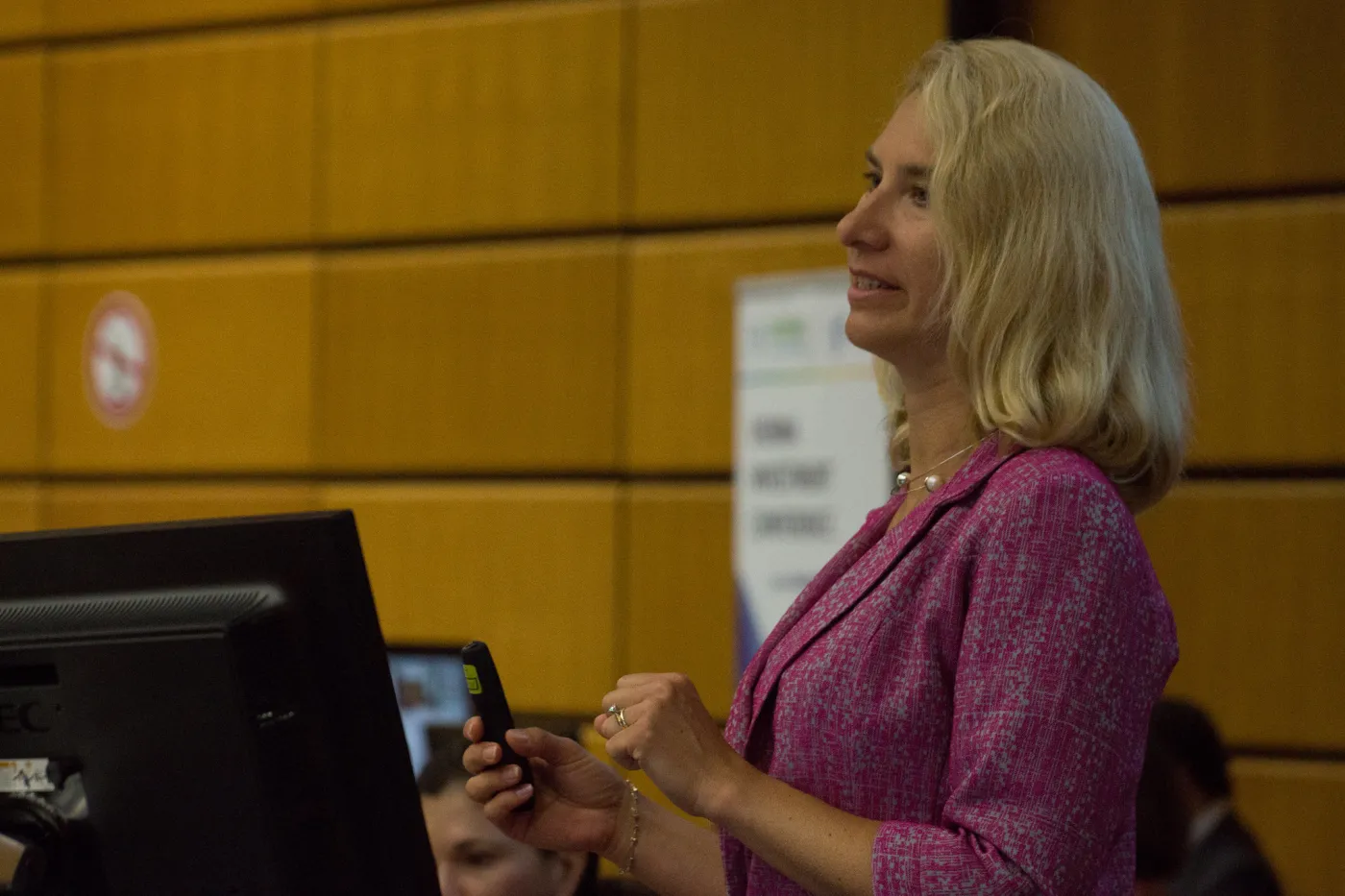 Javorcik: Zagraniczne inwestycje są dobre, ale nie przyciągajmy ich podatkami