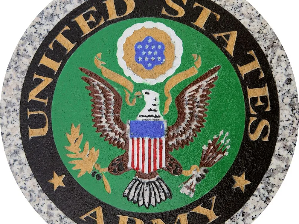 Kryzys zadłużenia może pogrzebać potęgę wojskową USA