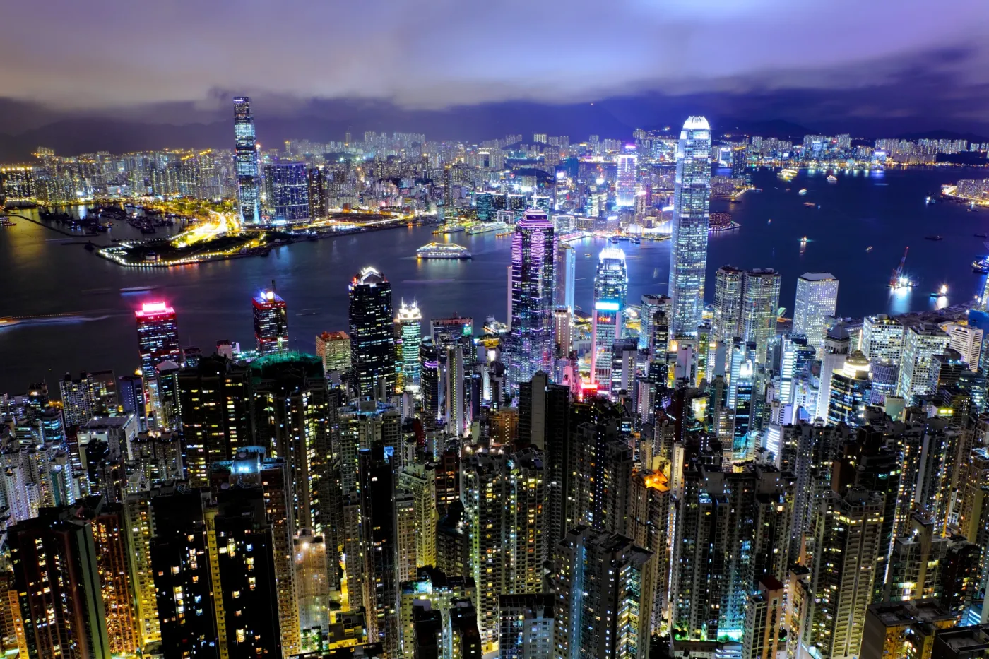 Hongkong - miasto drapaczy chmur i długowieczności (ZDJĘCIA)