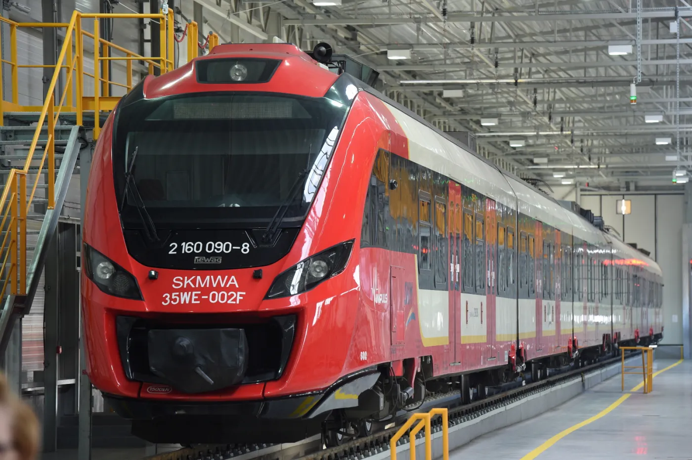 2882171-zmodernizowana-baza-szybkiej-kolei.jpg