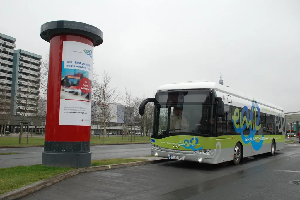 NFOŚiGW: Samorządy dostaną 200 mln zł na elektryczne autobusy