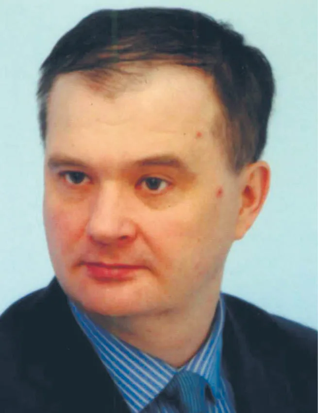 3719469-dr-hab.jpg