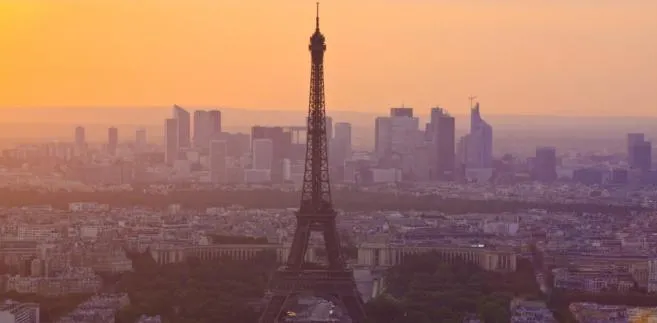 Francja podpisze umowę o sprzedaży mistrali z Rosją