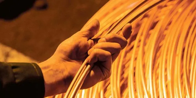 Miedź: metal z przyszłością