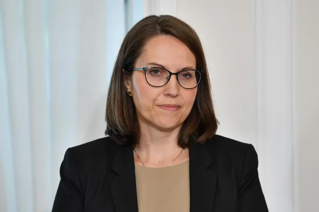 Rzeczkowska: Z wakacji kredytowych korzystajmy rozważnie [WYWIAD]