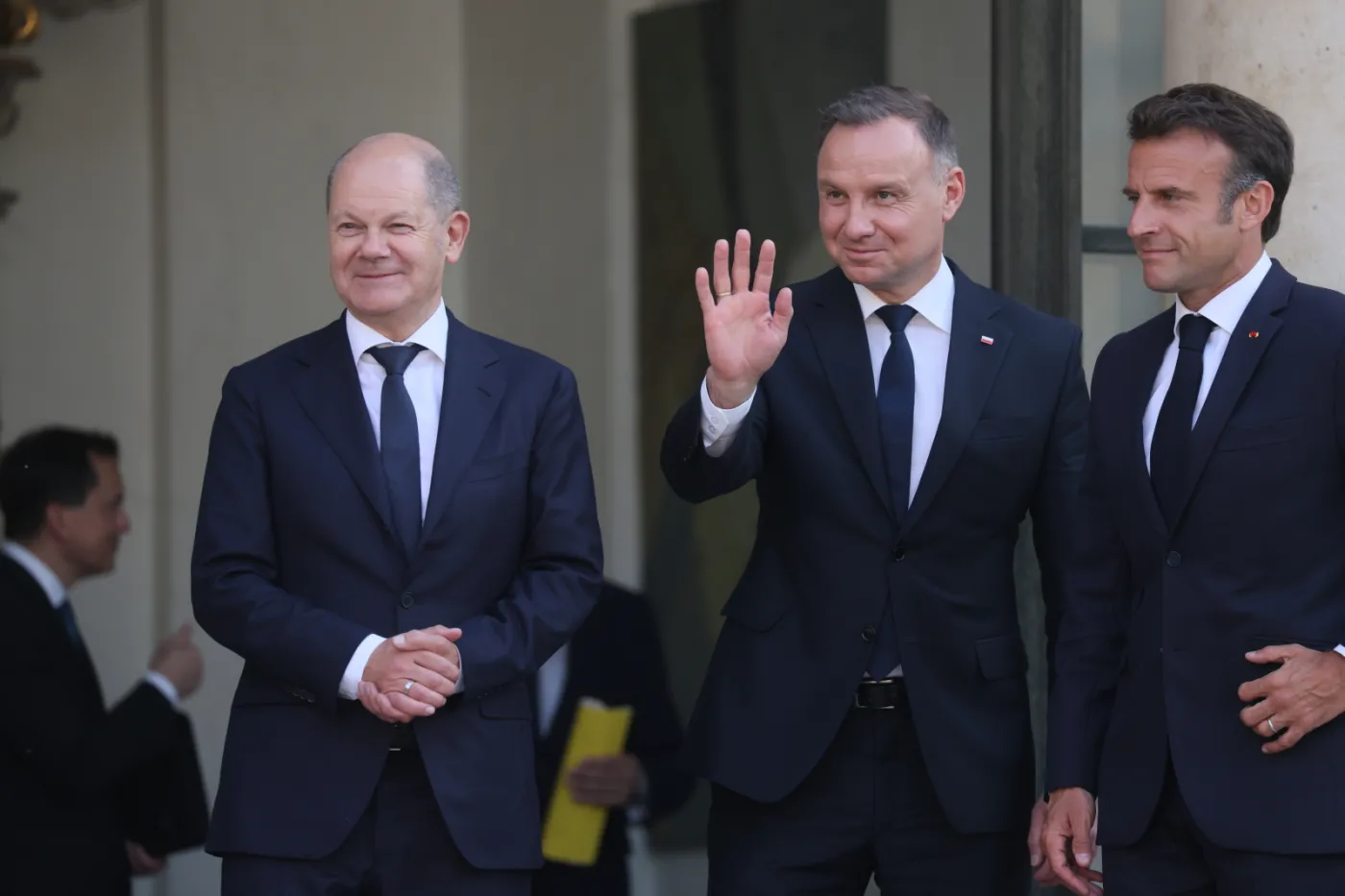 Kanclerz Scholz: Niemcy, Francja i Polska stoją ściśle u boku Ukrainy