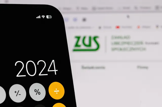 Jak ustalić w styczniu podstawę wymiaru składek z tytułu urlopu wychowawczego