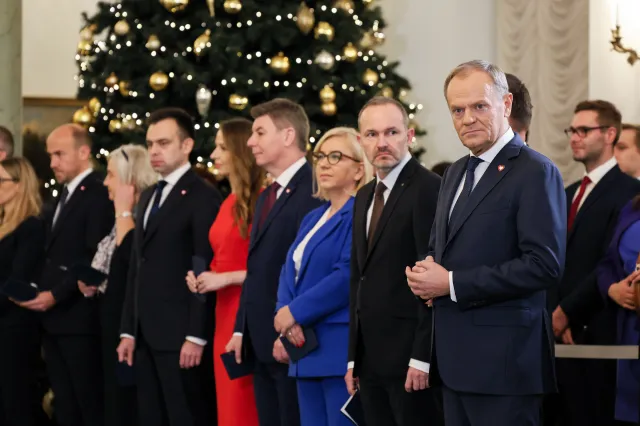 Nowy rząd zabiera się do pracy. Czym zajmie się najpierw?