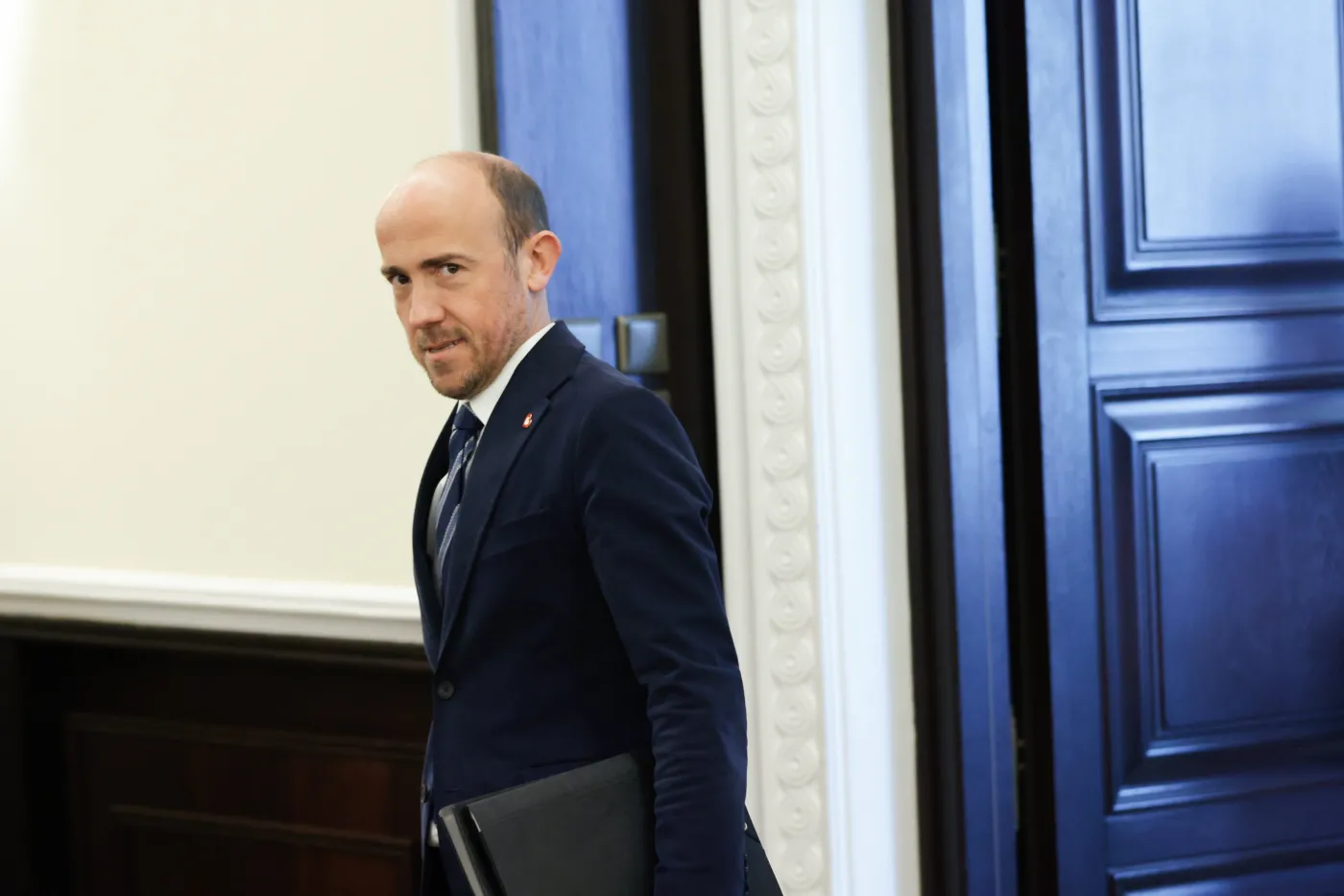 NABE i aktywa węglowe. Surowiec szkodzi, a czas się kończy