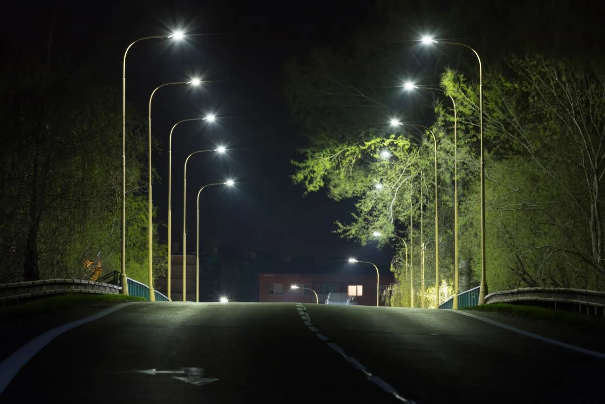 Modernizacja oświetlenia: gmina może ją sfinansować, jeśli ma tytuł prawny do lamp