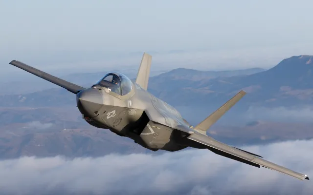 Polskie samoloty bez kluczowej broni. Wiadomo, kiedy pojawią się pierwsze F-35