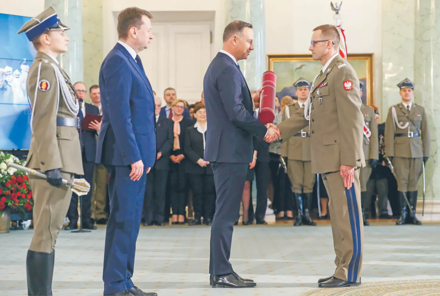 Nie ma komu rządzić wojskiem, potrzeba nam generałów