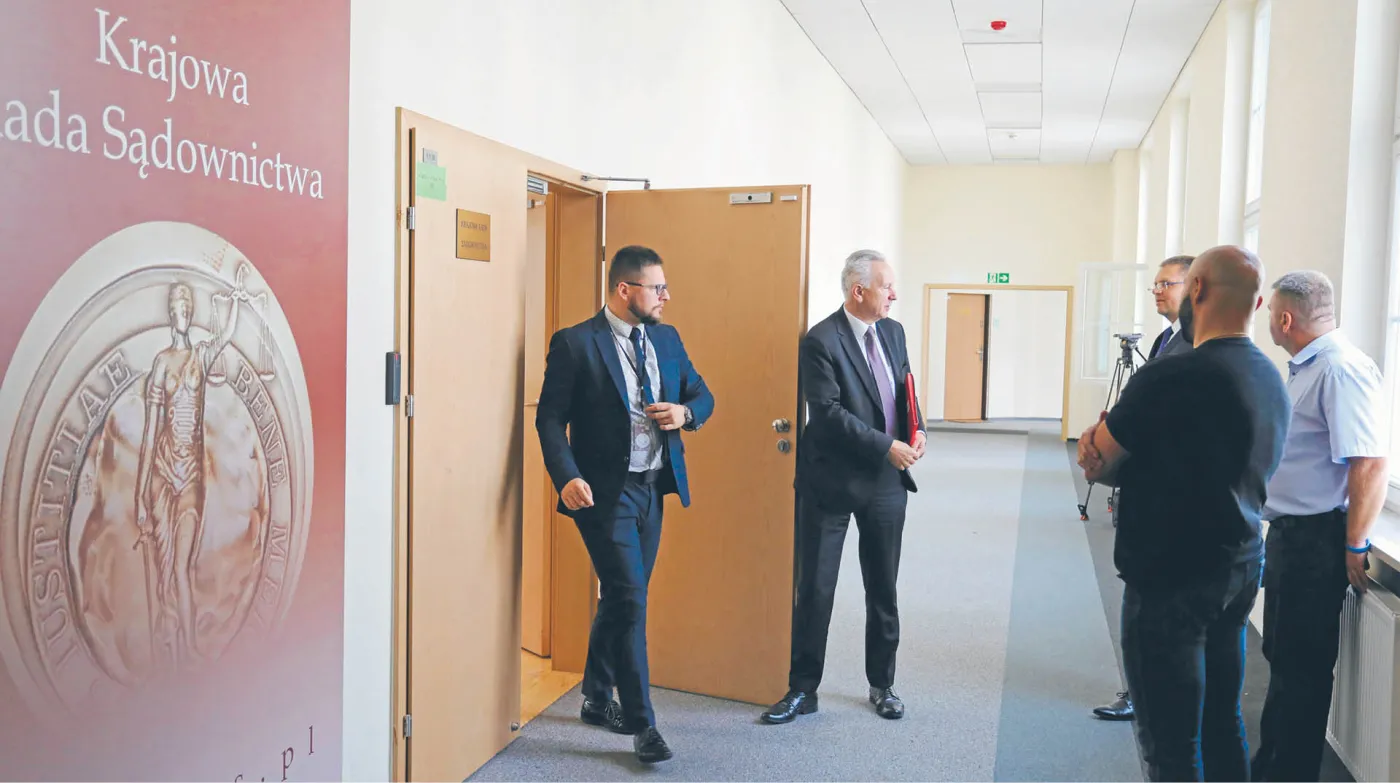 Tragifarsa w wielu odsłonach, czyli rekrutacja do Sądu Najwyższego