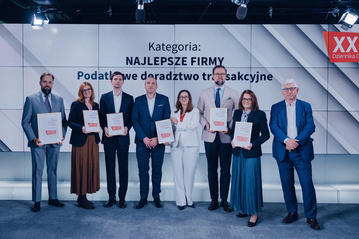 Maciej Kacymirow (Greenberg Traurig), Małgorzata Samborska (Grant Thornton), Bartosz Barański (Deloitte), Wojciech Majkowski i Małgorzata Gleń (KPMG), Jan Furtas (Crido), Justyna Bauta-Szostak (MDDP) i Mirosław Michna (KRDP)