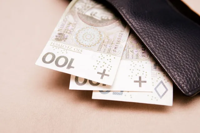 MOPS: Tak funkcjonuje zasiłek celowy w 2026 r. [Przykłady]