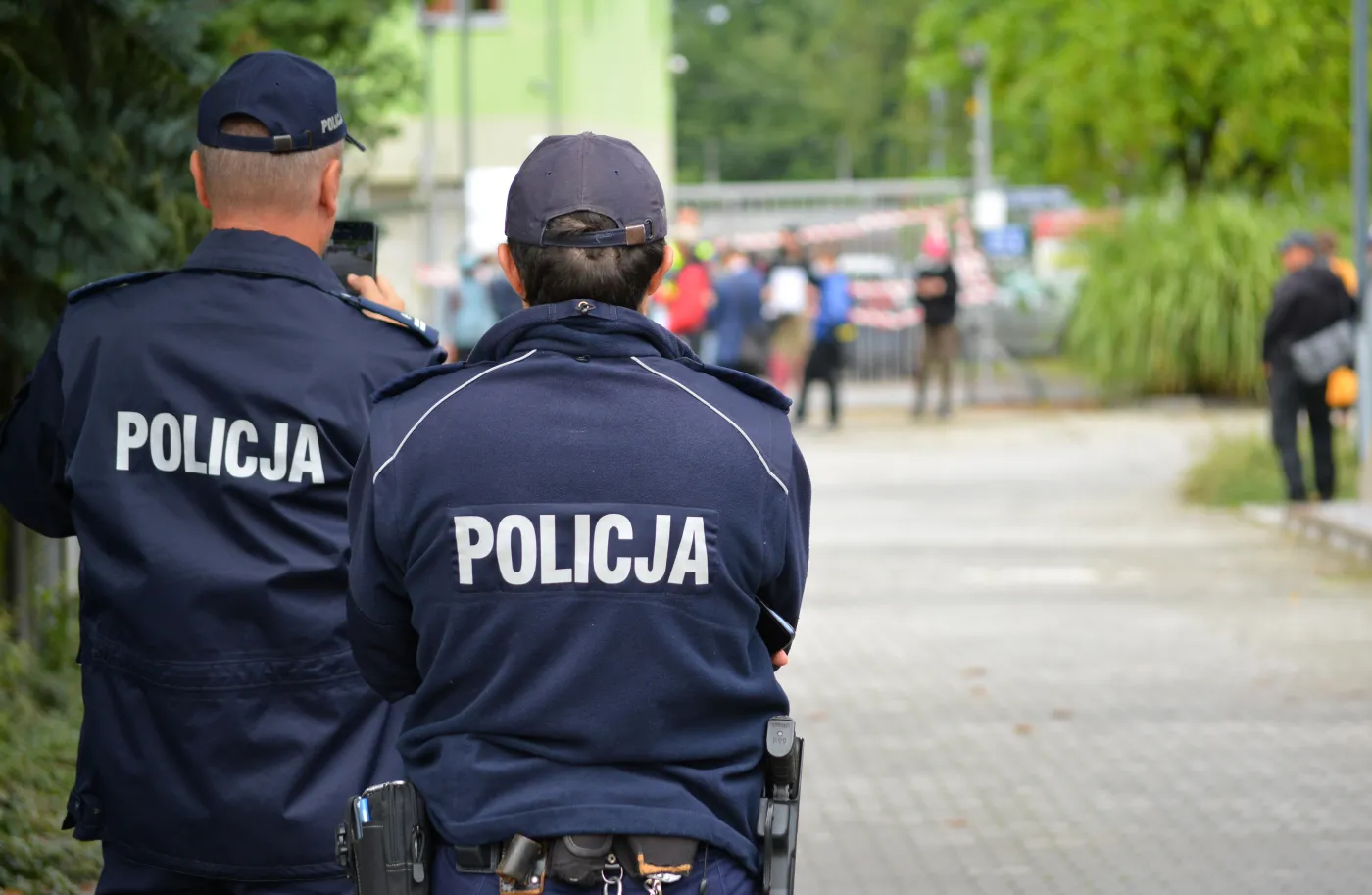 policjanci na służbie - kwatera dla policjanta a PIT