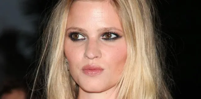Lara Stone