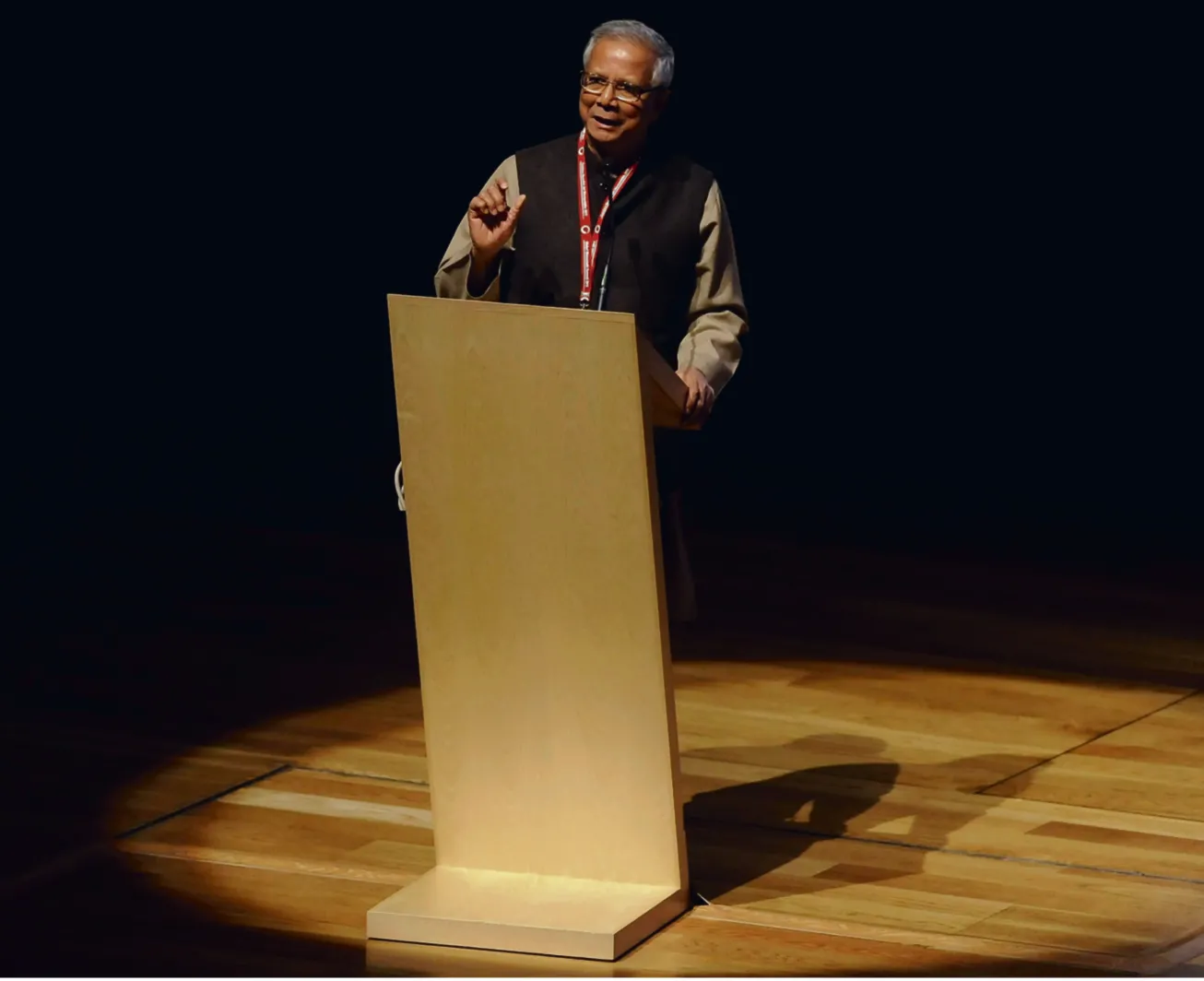 2127757-muhammad-yunus-ekonomista-z-bangladeszu.jpg