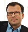 2279747-marcin-zieleniecki-profesor-w-katedrze.jpg
