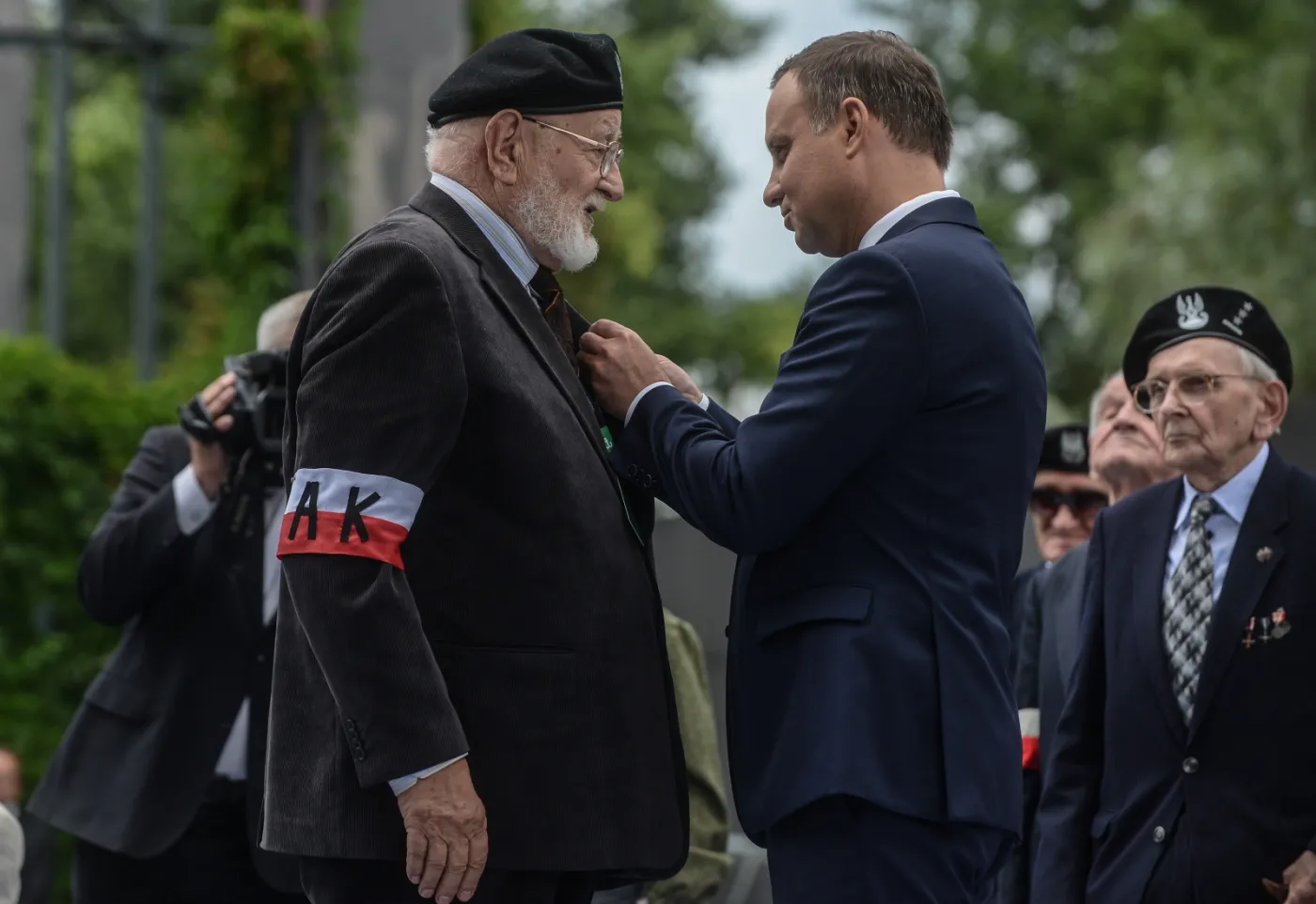 Proces lustracyjny gen. Ścibor-Rylskiego bulwersuje powstańców. Gorzkie słowa na spotkaniu z prezydentem