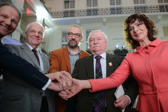 Powstała Partia Europejskich Demokratów. Wałęsa: Ludzie, którzy szkodzą Polsce, muszą odejść