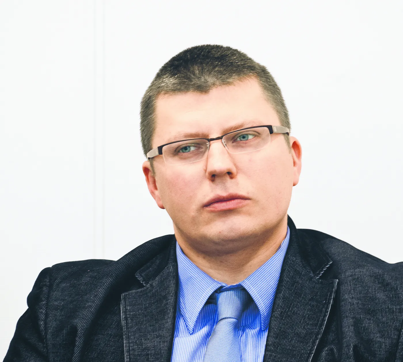 Pieniądze z dzikiej reprywatyzacji zasilą gminy, nie ofiary