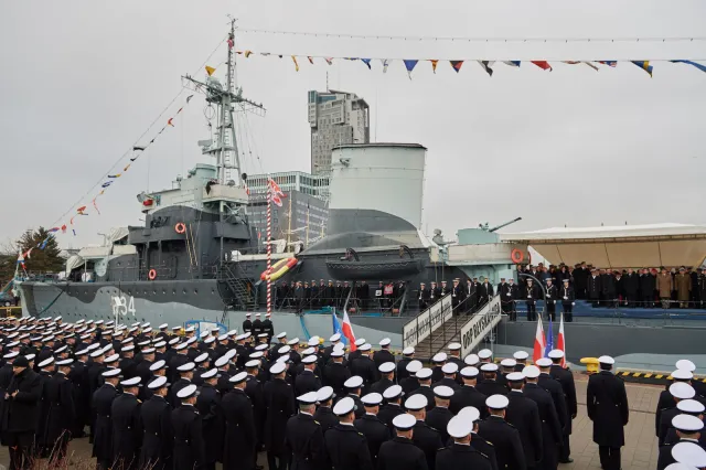 Prezydent: Po 27 lat zaniedbań i niedoinwestowania Marynarki Wojennej RP czas na zmiany