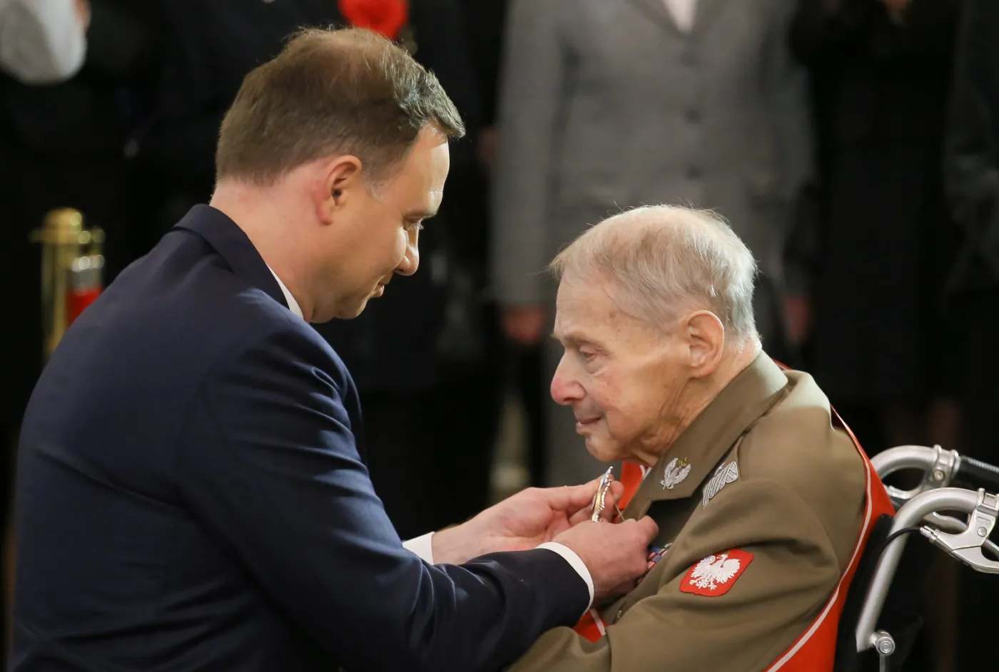 Prezydent wręczył odznaczenia państwowe. Krzyż Wielki Orderu Odrodzenia Polski otrzymał Janusz Brochwicz-Lewiński ps. "Gryf"
