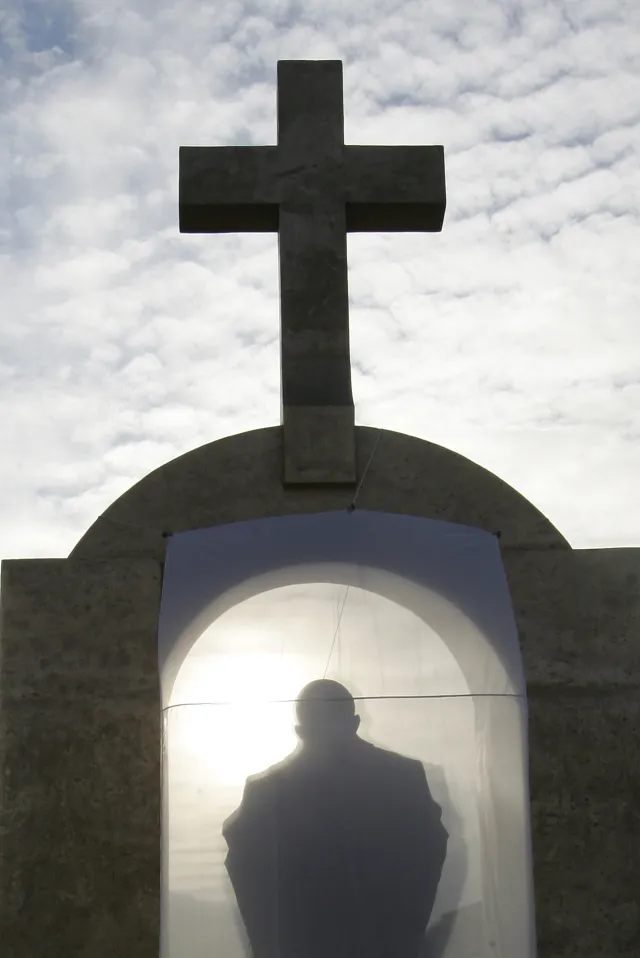 Czy pomnik św. Jana Pawła II z Ploermel zostanie przeniesiony do Sochaczewa?