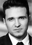 3158958-pawel-szpigiel-analityk-domu-maklerskiego.jpg
