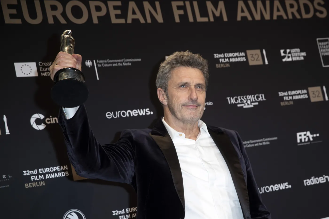 4392059-pawel-pawlikowski-nagroda-publicznosci.jpg