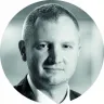 Dyrektor zarządzający w  TUNŻ „WARTA” SA, tomasz.kowalski2@warta.pl