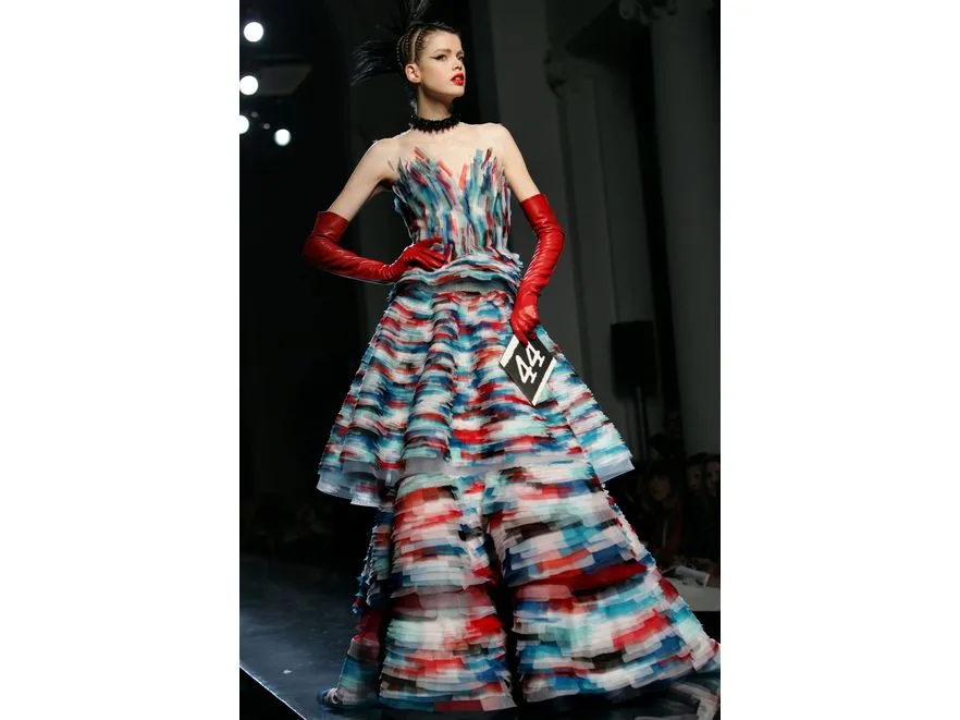 1784973-kolekcja-haute-couture-jeana-paula.jpg