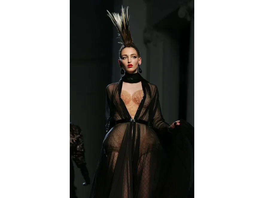 1785042-kolekcja-haute-couture-jeana-paula.jpg