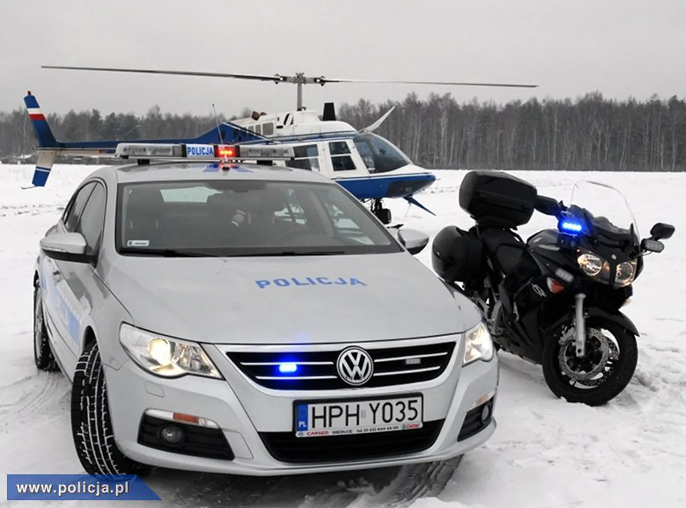 1833388-policja-volkswagen-passat-radiowoz-5.jpg