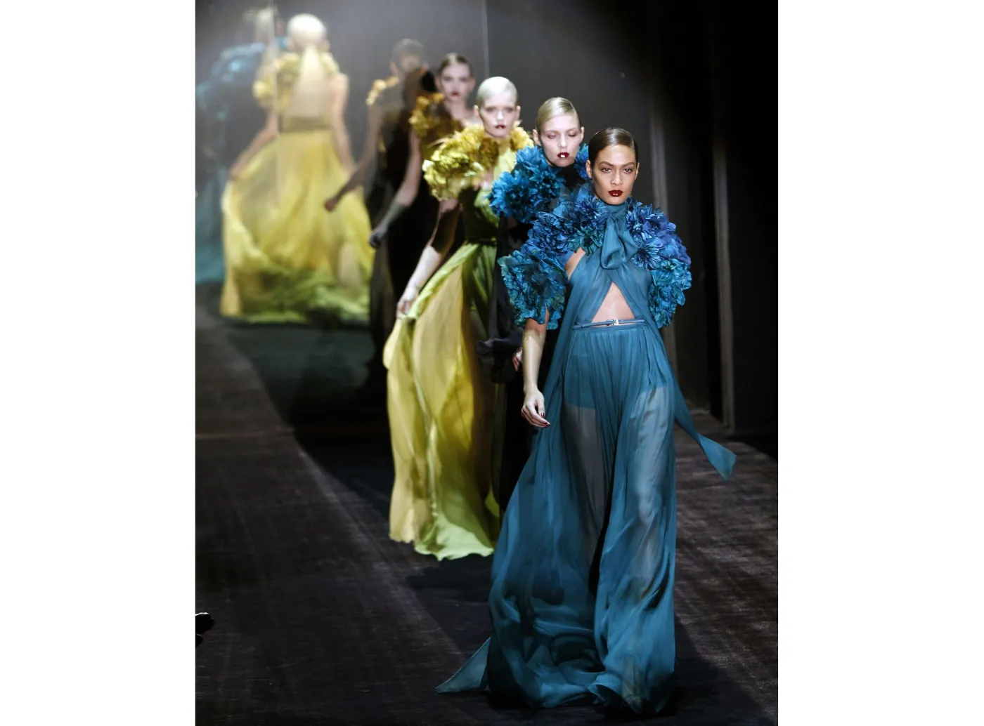 1834714-gucci.jpg