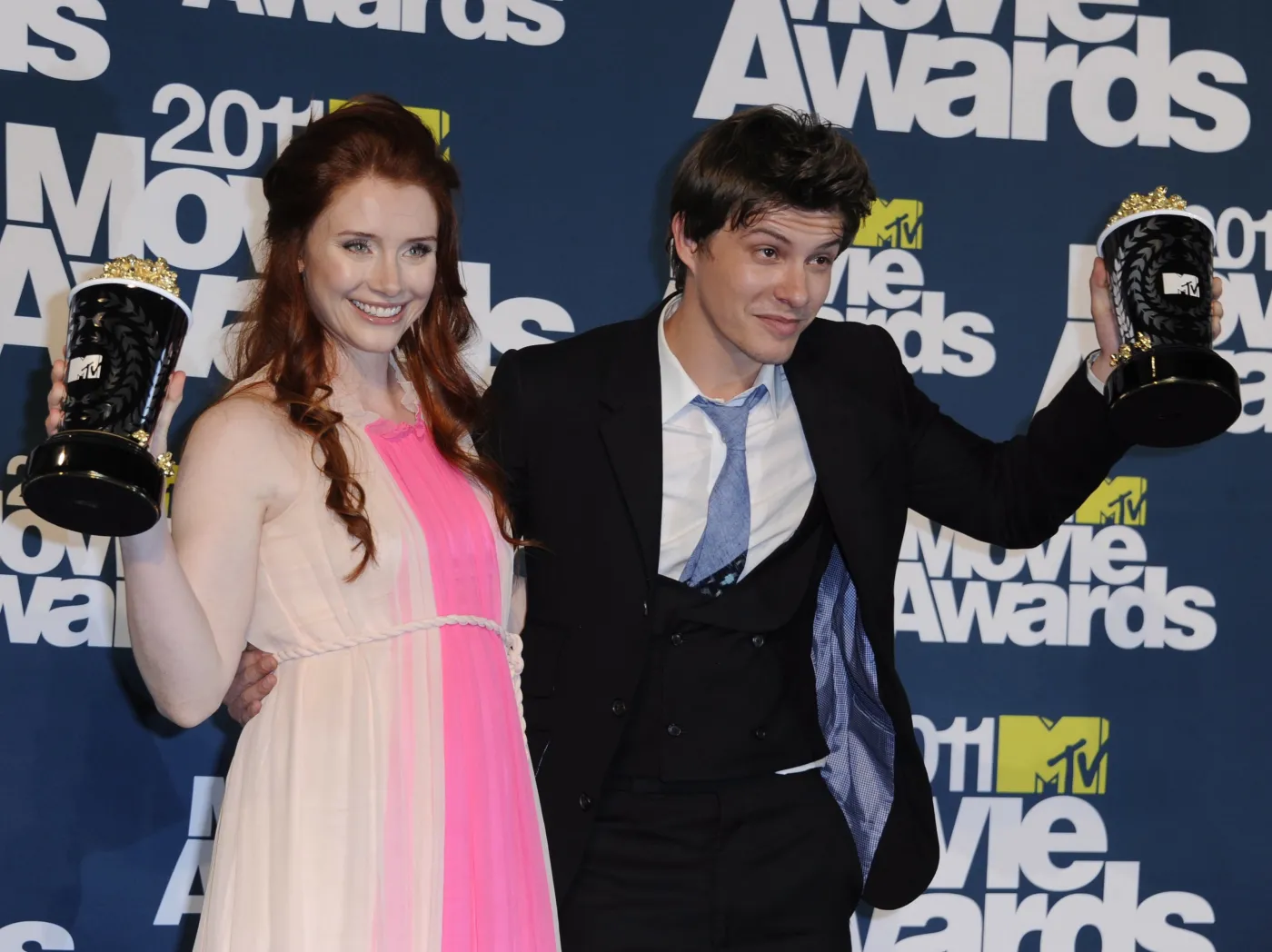 2148166-bryce-dallas-howard-i-xavier-samuel.jpg
