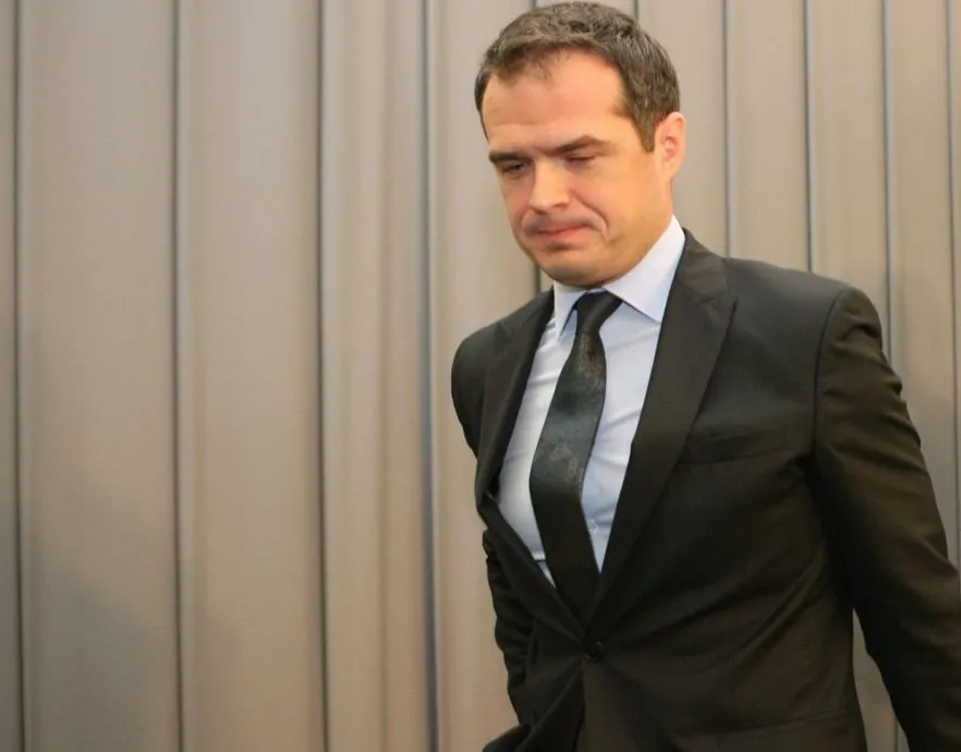 Jaka reakcja na zamianę tablic? "Wstrzemięźliwość, podejście godnościowe"