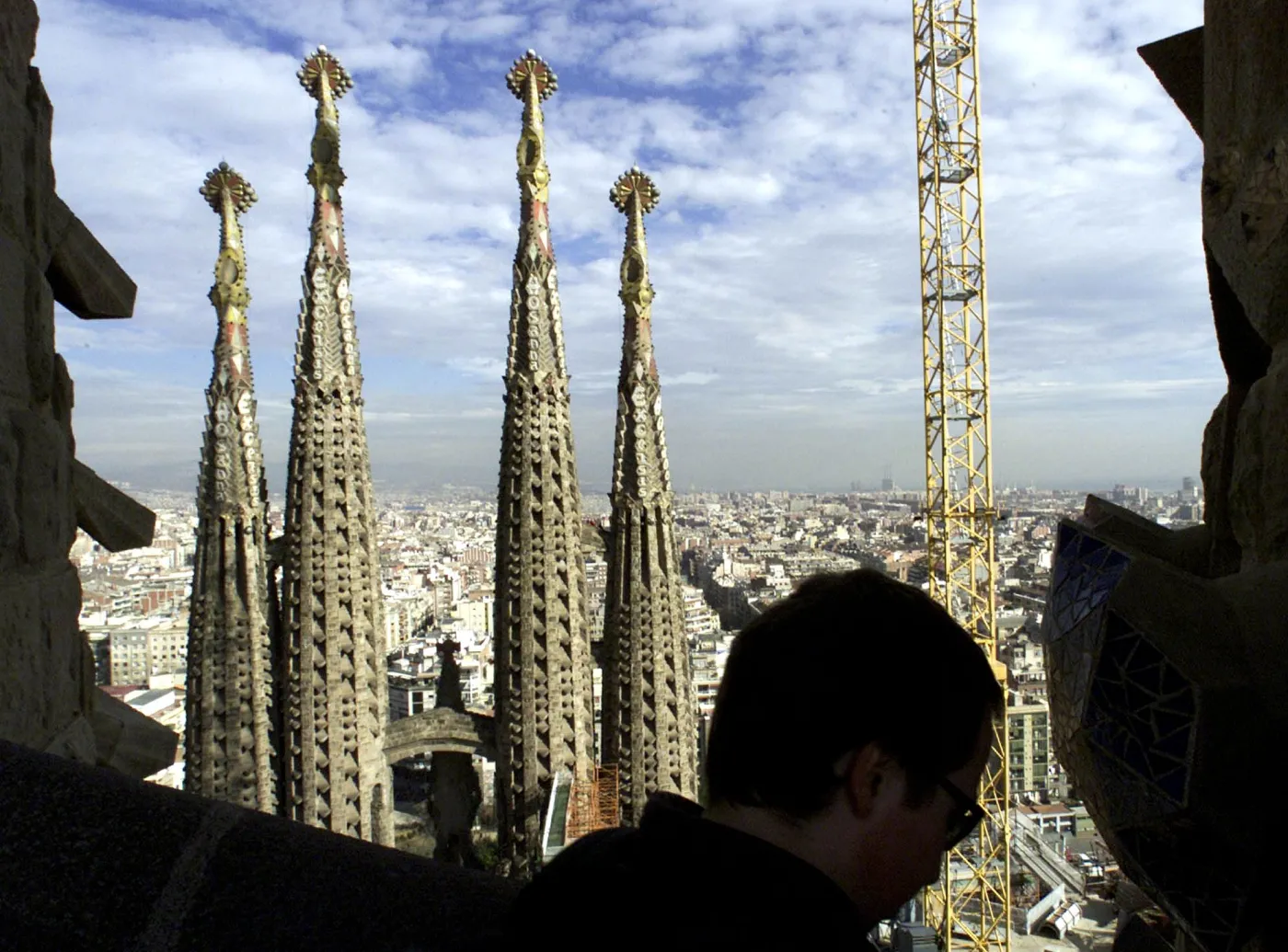 Kopuły wież katedry Sagrada Familia w Barcelonie