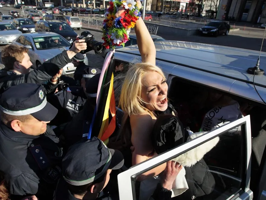 2007309-femen.jpg